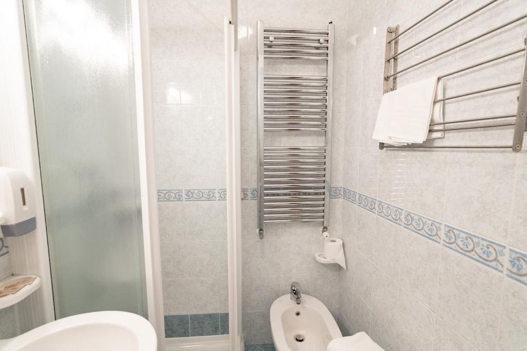 Koupelna v ubytování Hotel Tivoli