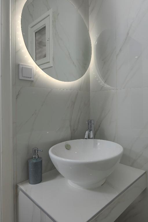 Eleon Suites & Apartments - 19