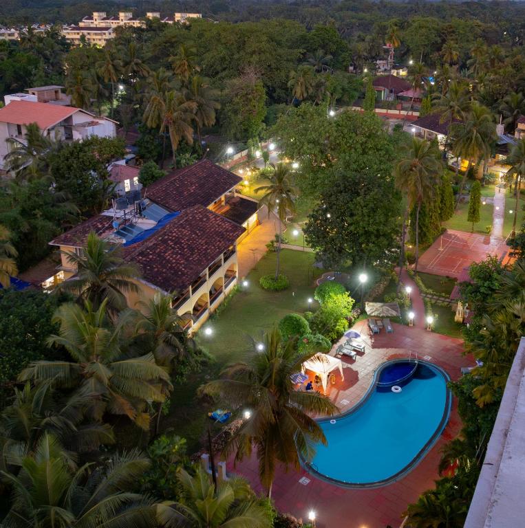 Bazén v ubytování Carina Beach Resort nebo v jeho okolí