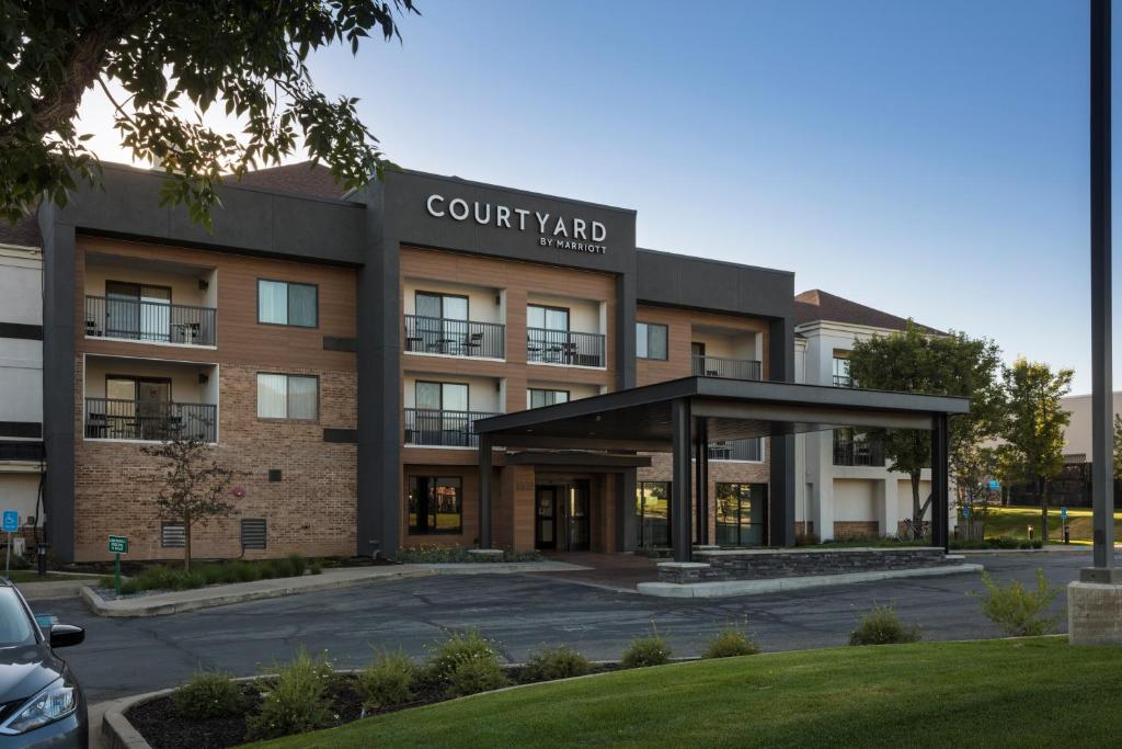 Courtyard Salt Lake City Layton photo