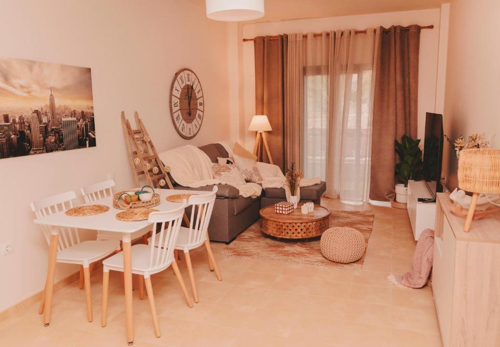 https://cf.bstatic.com/xdata/images/hotel/max1024x768/523655175.jpg?k=76e1a8f410ff1205bb79f547964d8daf0d8960a2d2c18ed511b5a5da4840fed0&o=&hp=1