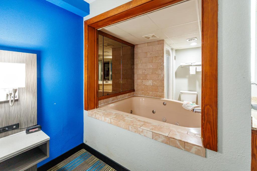 New Victorian Inn & Suites Omaha - Chambre Célibataire Supérieure