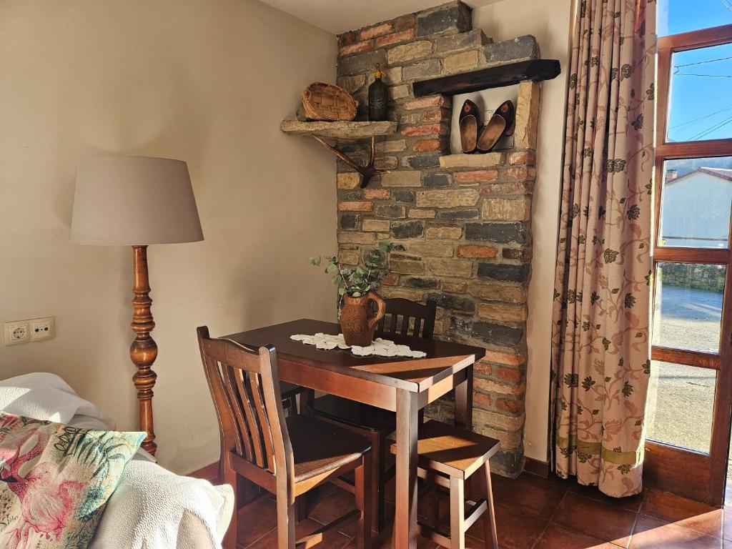 Apartamentos Rurales El Collaín de Campiellos - Apartamento De Una Habitación (3 Adultos)