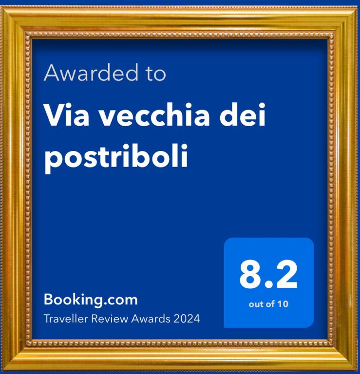 ramka z tekstem przyznanym tovia veccatalica del posticism w obiekcie Via vecchia dei postriboli w mieście Bisceglie
