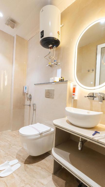 Hotel Palash - Deluxe Double Room