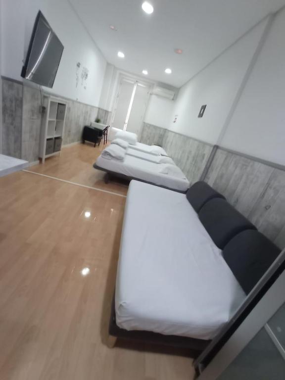 Aparsol Apartments - Studio Avec Balcon