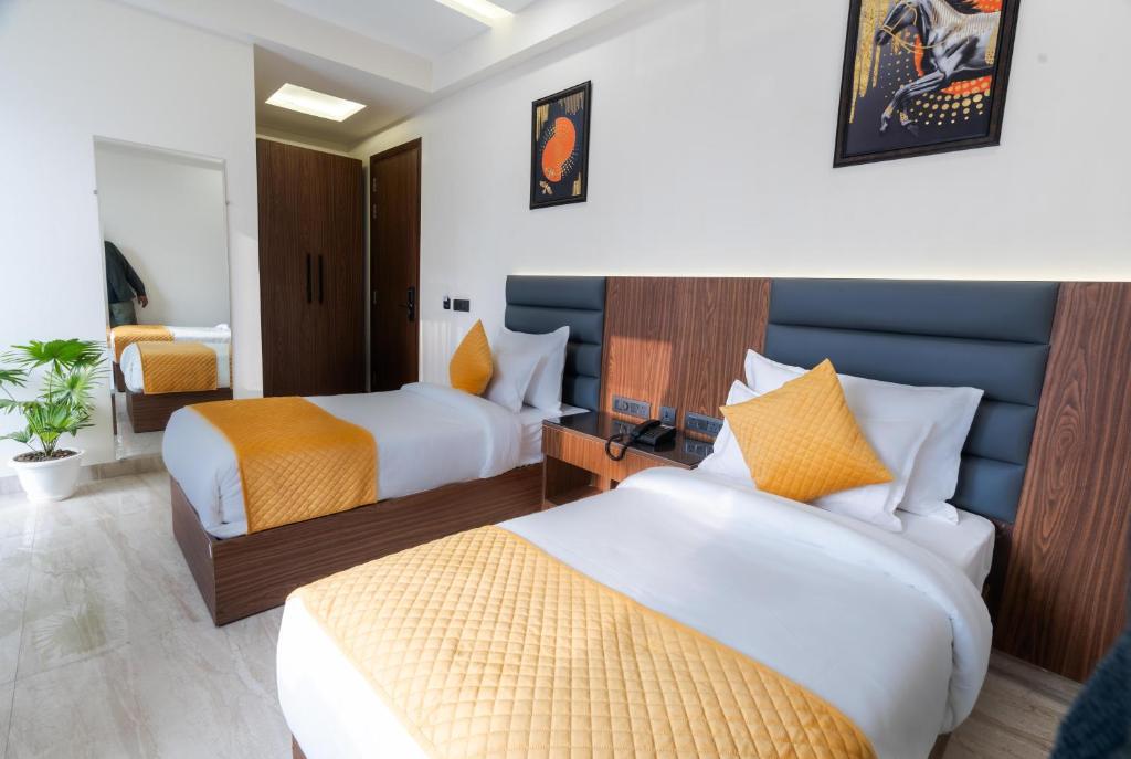 Hotel Palash - Deluxe Twin Room