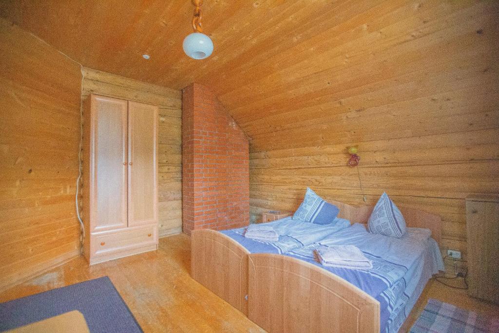 Guest House Podobovets 2000 - Habitación Económica Con 2 Camas Individuales