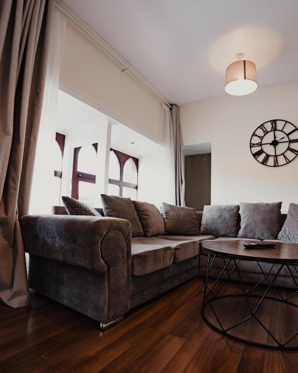 Royal Chambers Serviced Apartments - 