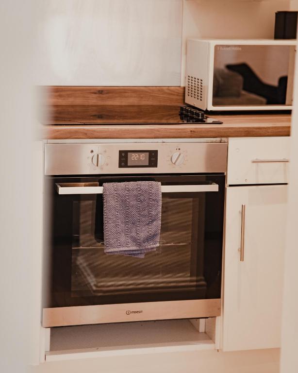 Royal Chambers Serviced Apartments - Apartment