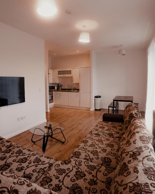 Royal Chambers Serviced Apartments - 
