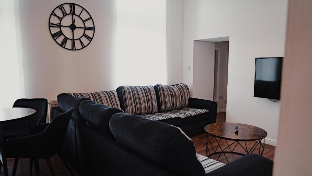 Royal Chambers Serviced Apartments - Apartment