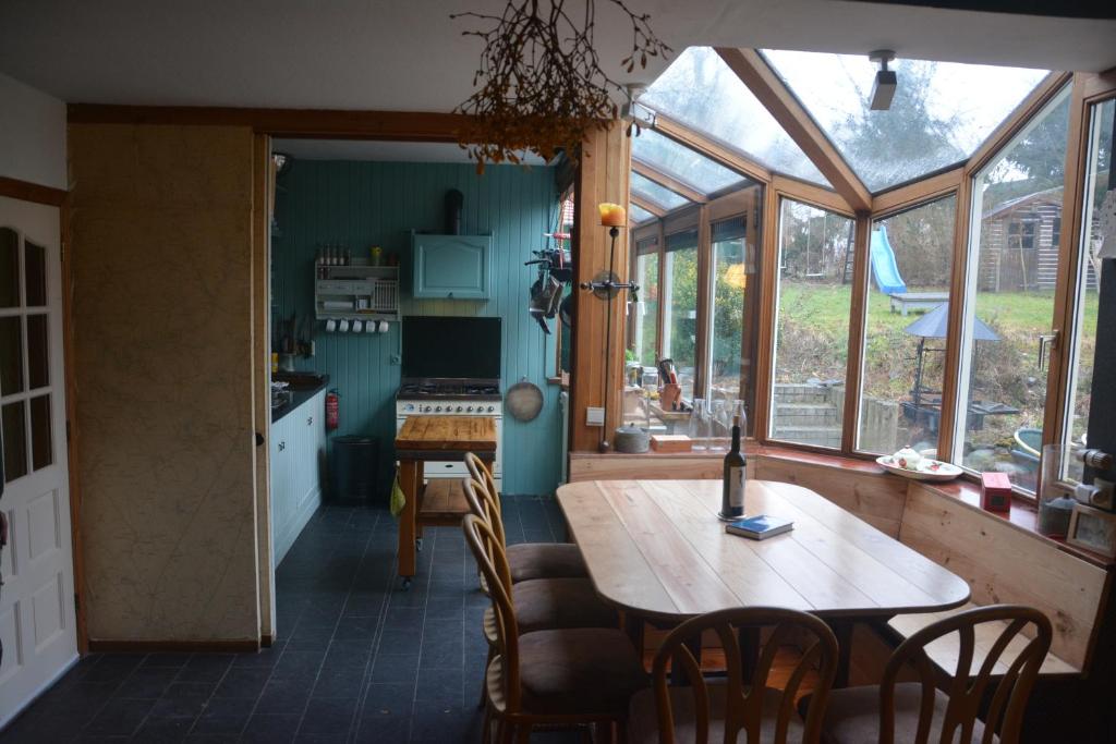 Kuchyň nebo kuchyňský kout v ubytování B&B La Source Houffalize