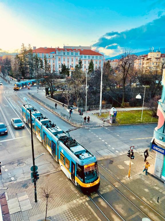 Fotografie z fotogalerie ubytování Art Luxury Apartment - central, metro to airport v Sofii