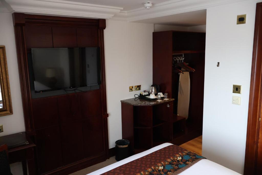 Dreamtel London Kensington - Resim 37