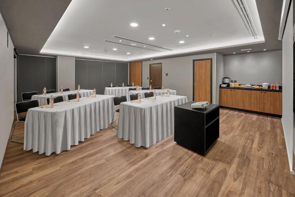 Konferenční prostory v ubytování City Express Plus by Marriott Leon Centro de Convenciones
