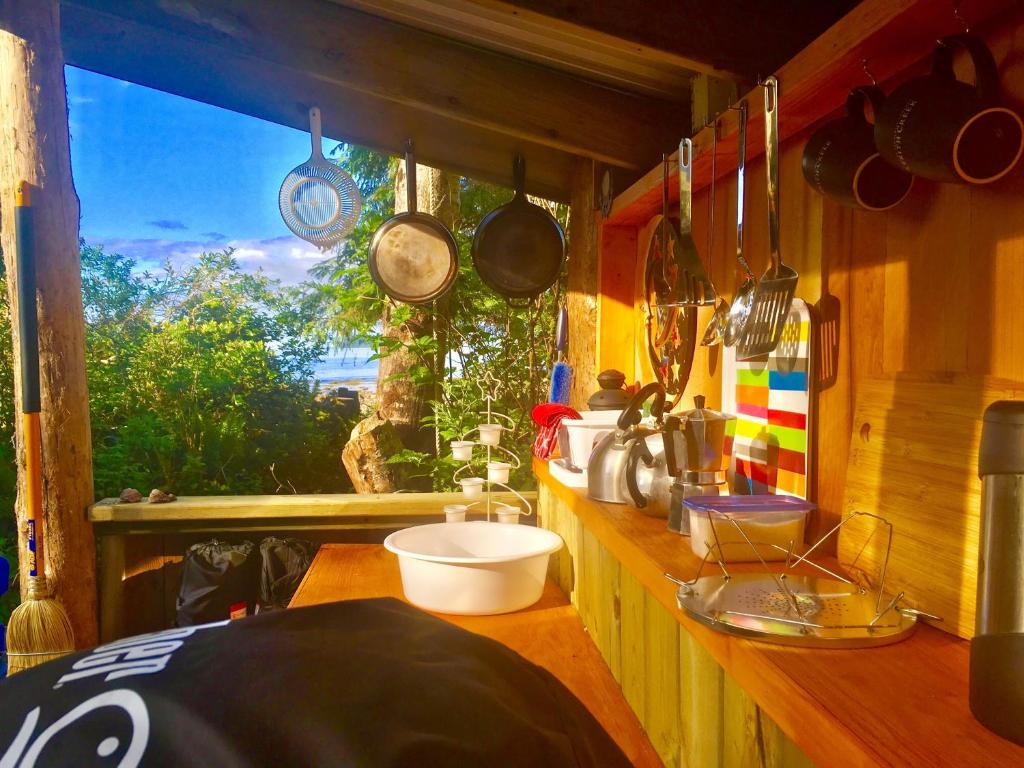 Fotografie z fotogalerie ubytování So Damn Lucky Glamping v destinaci Ucluelet