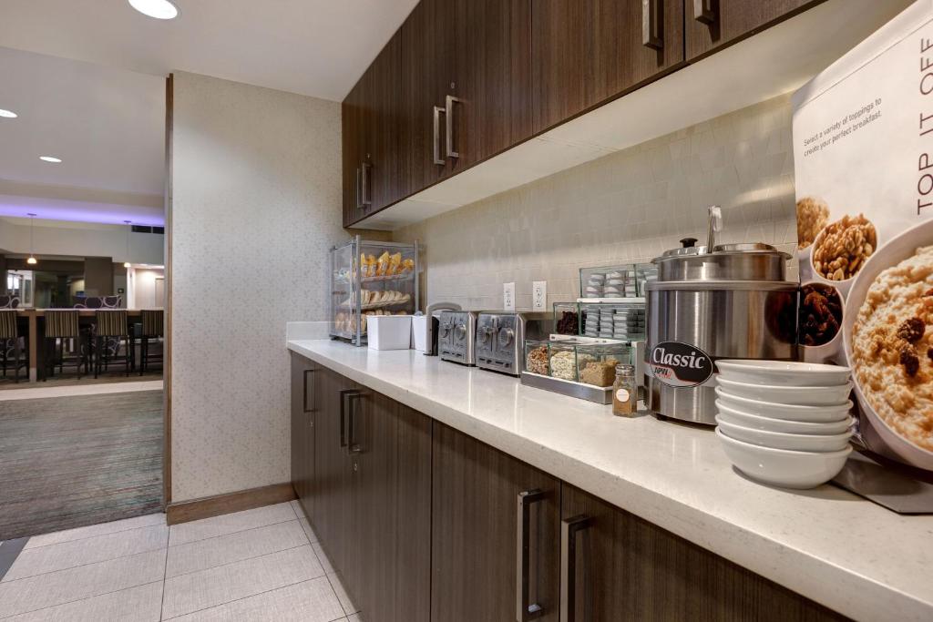 Kuchyň nebo kuchyňský kout v ubytování Residence Inn by Marriott Pullman