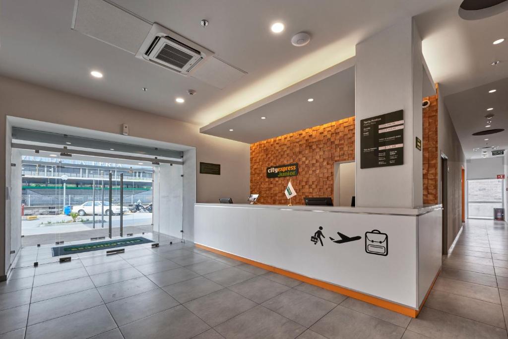 City Express Junior by Marriott Ciudad del Carmen Aeropuerto