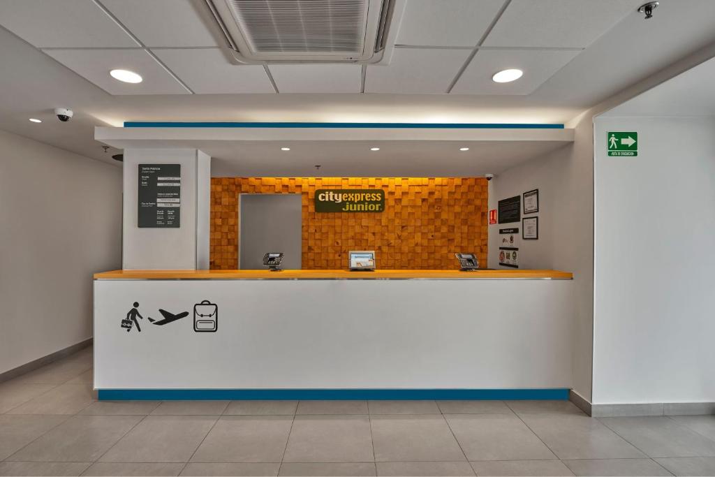 City Express Junior by Marriott Ciudad del Carmen