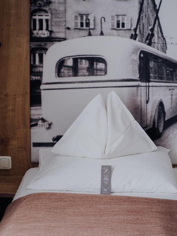 Levy's Rooms & Breakfast - 2