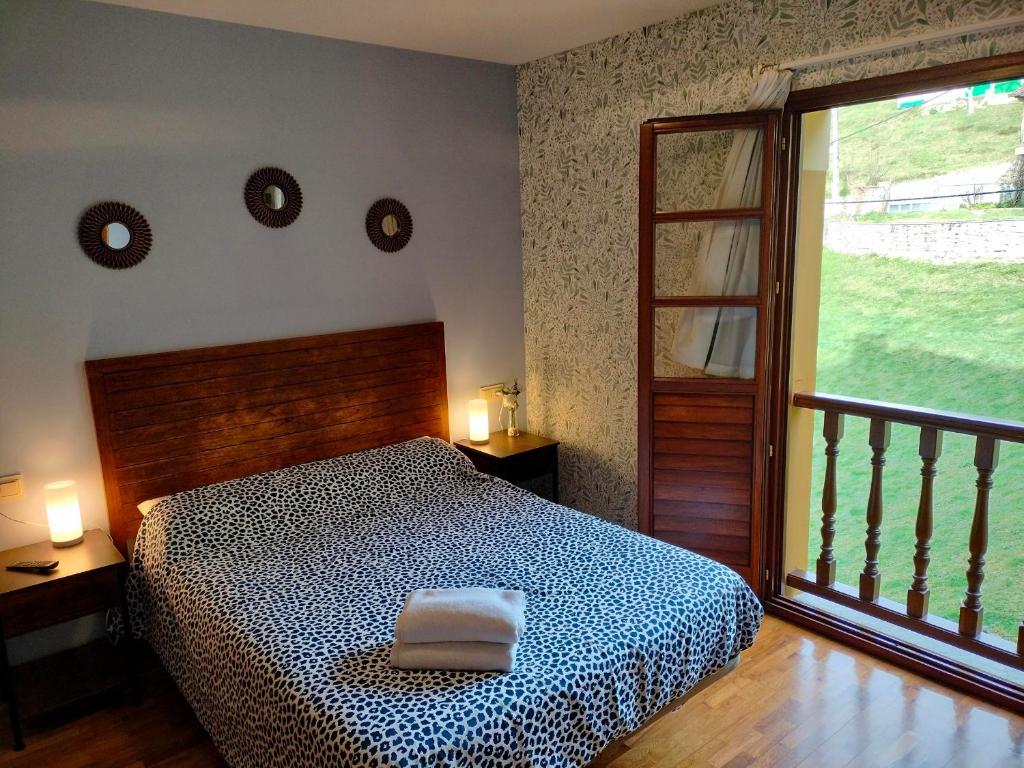 A bed or beds in a room at Valle la Fuente