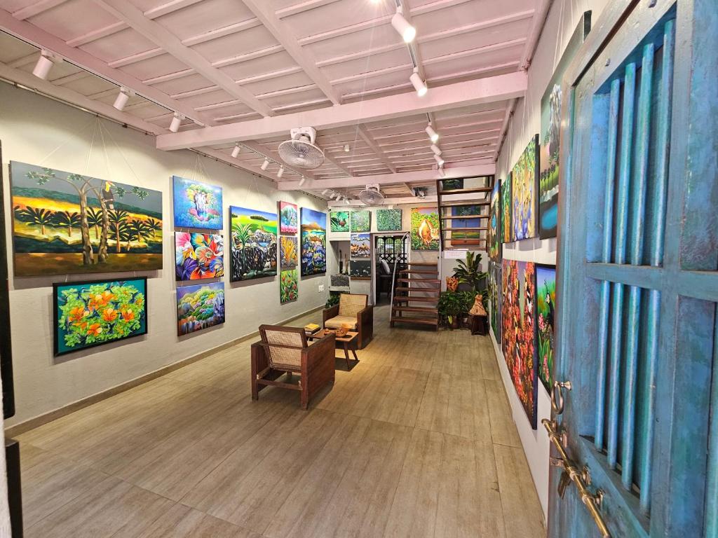 Fotografie z fotogalerie ubytování Idha Artists' Gallery - Stay with Art v destinaci Kóčin
