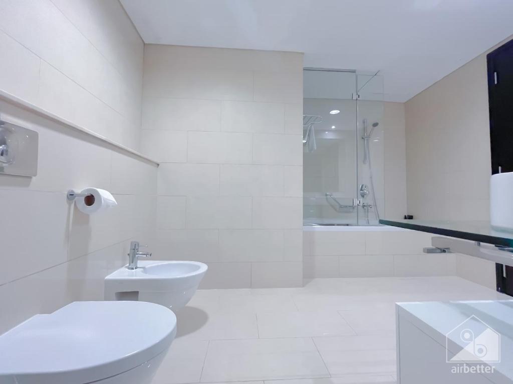 Koupelna v ubytování Stunning Loft with incredible views Dubai