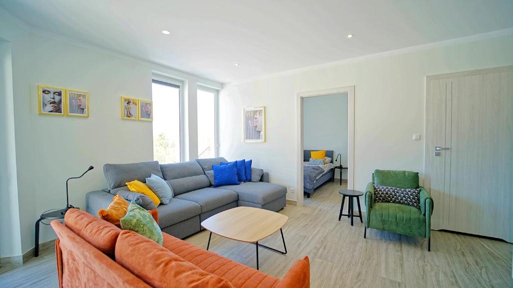 Posedenie v ubytovaní Apartamenty EverySky - Dom Orkana 9