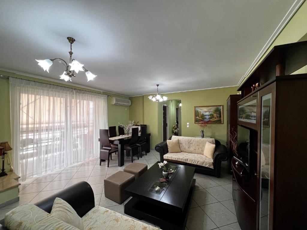Posezení v ubytování Premium Apartment In Chalkida
