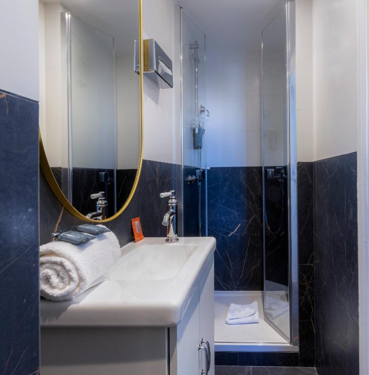 Dauphine Saint Germain - Resim 17