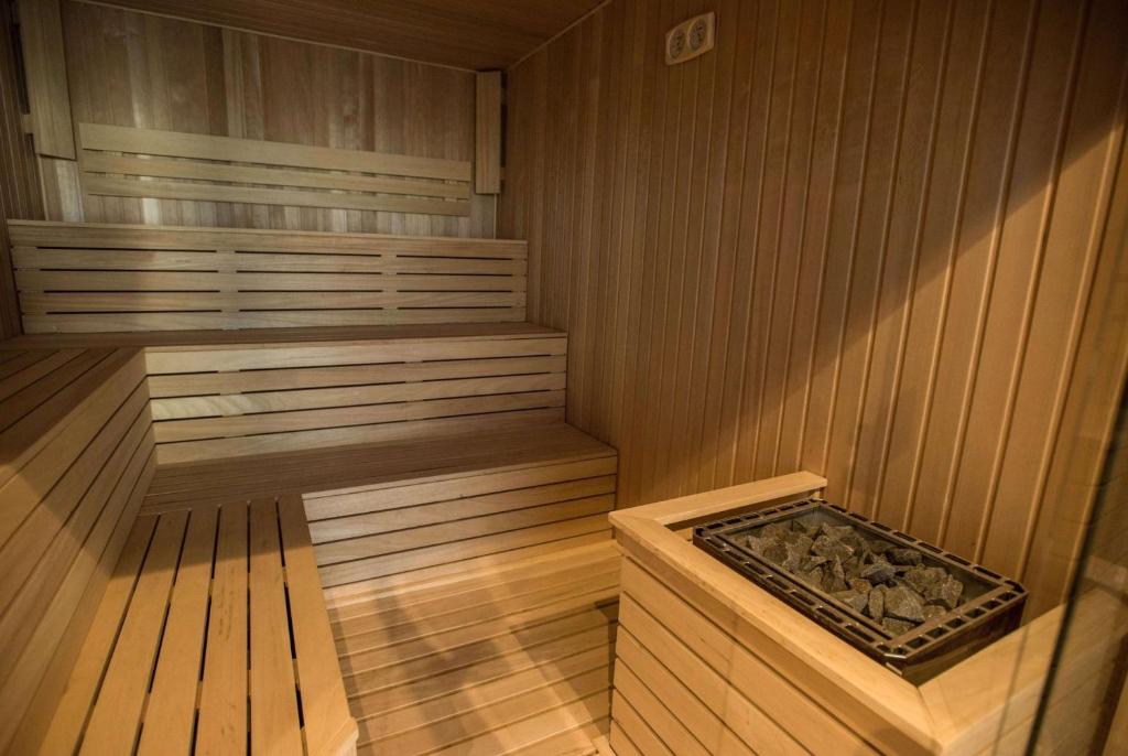 Ramada Plaza Craiova - Resim 37