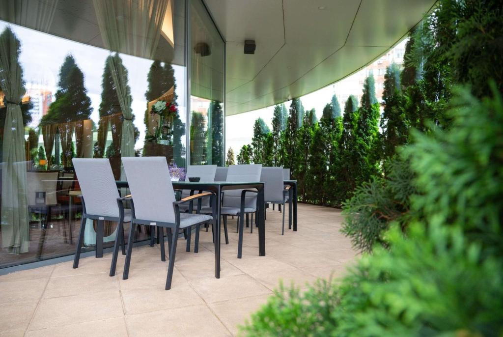 Ramada Plaza Craiova - Resim 41