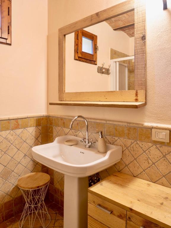 Kúpeľňa v ubytovaní Podere Vergianoni immerso nelChianti con piscina