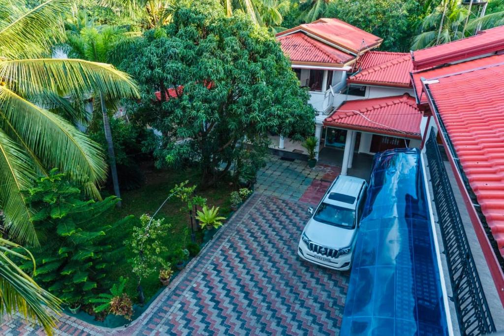 Bazén v ubytování L S Lanka Boutique Hotel nebo v jeho okolí
