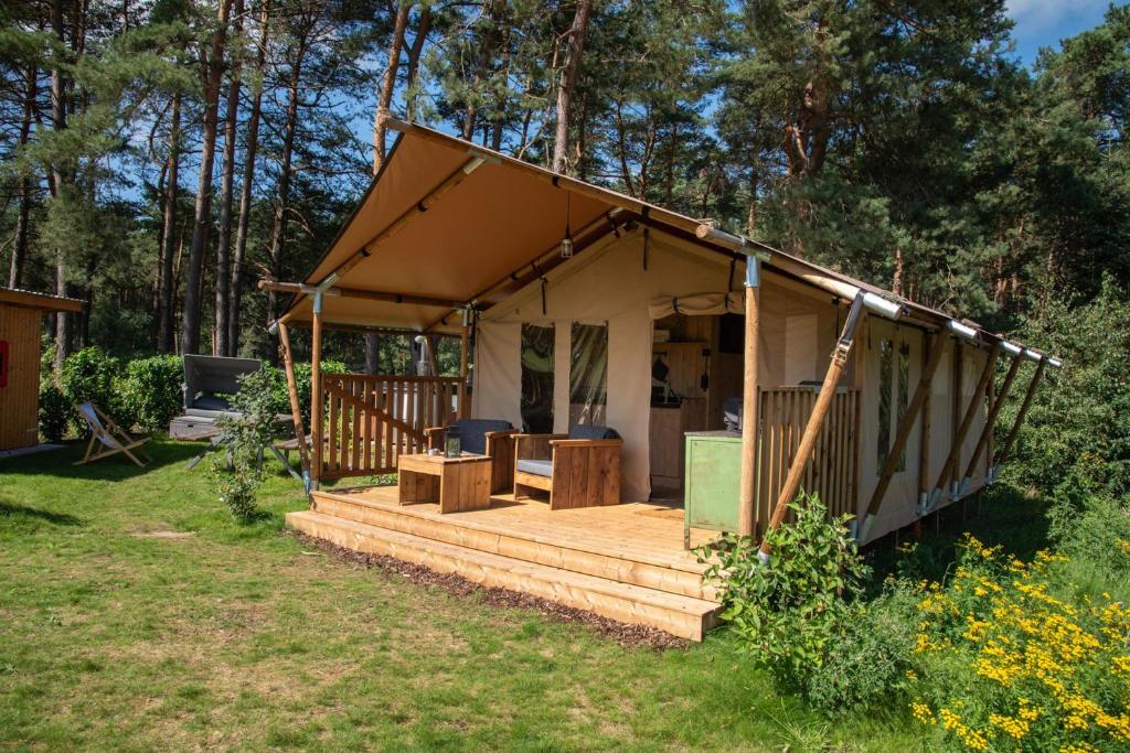 Zahrada ubytování Glampingzelt Heide - Lodge