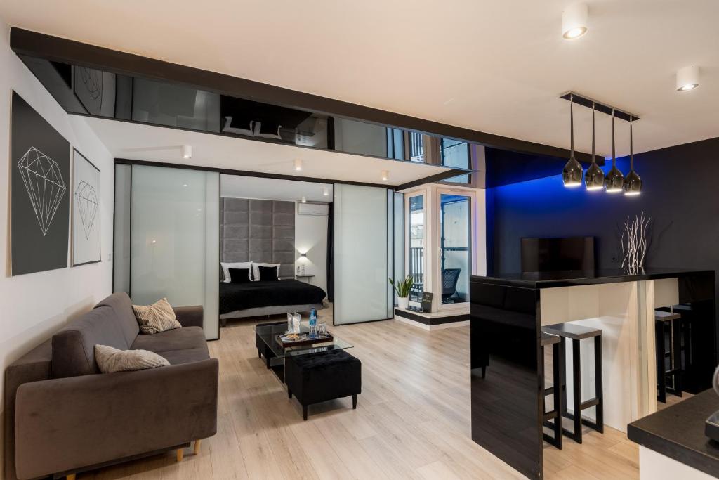 Kuchyňa alebo kuchynka v ubytovaní Diamonds Apartment
