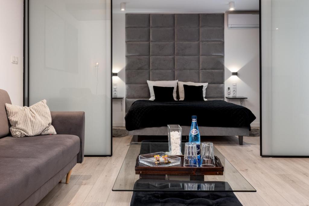 Posedenie v ubytovaní Diamonds Apartment