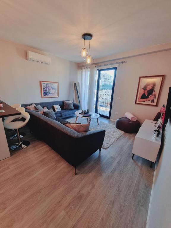 Allure Violin Apartment
