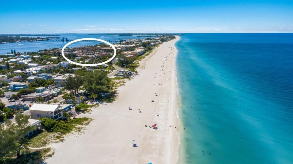 Runaway Bay 283 condo, Bradenton Beach Updated 2024 Prices