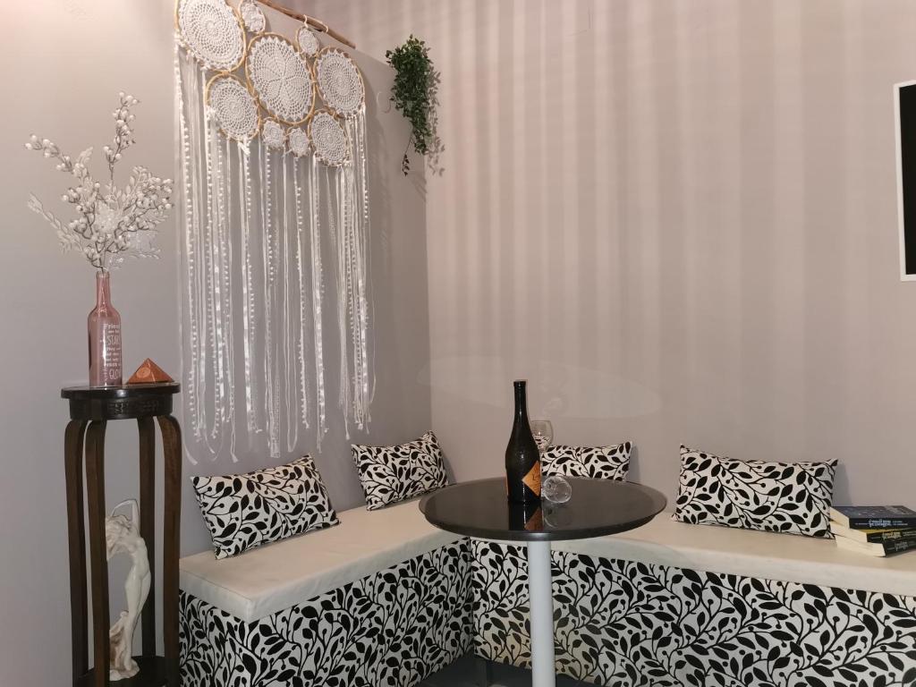 Fotografie z fotogalerie ubytování Boho Sisi Retreat - Poolside Oasis & Private Hot Tub v destinaci Sissi