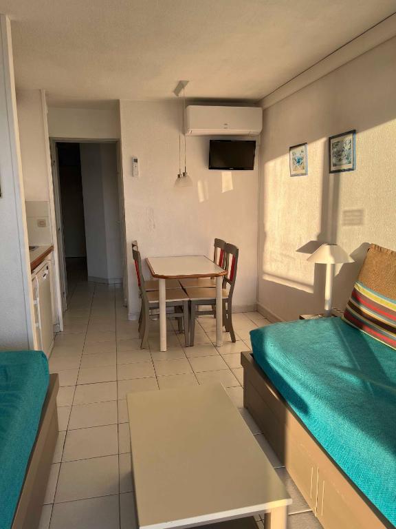 Cannes apartment with sea view, aircondition and parking - 海景公寓504