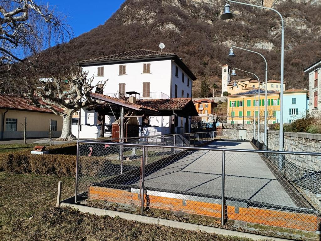Nespecifikovaný výhled na hory nebo výhled na hory při pohledu z hotelu