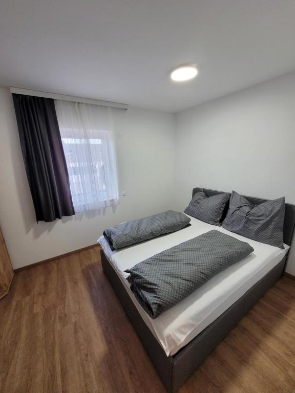 Postel nebo postele na pokoji v ubytování Apartment an der Donau