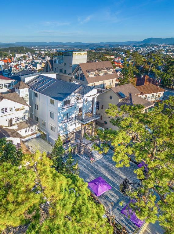 Nespecifikovaný výhled na destinaci Dalat nebo výhled na město při pohledu z hotelu