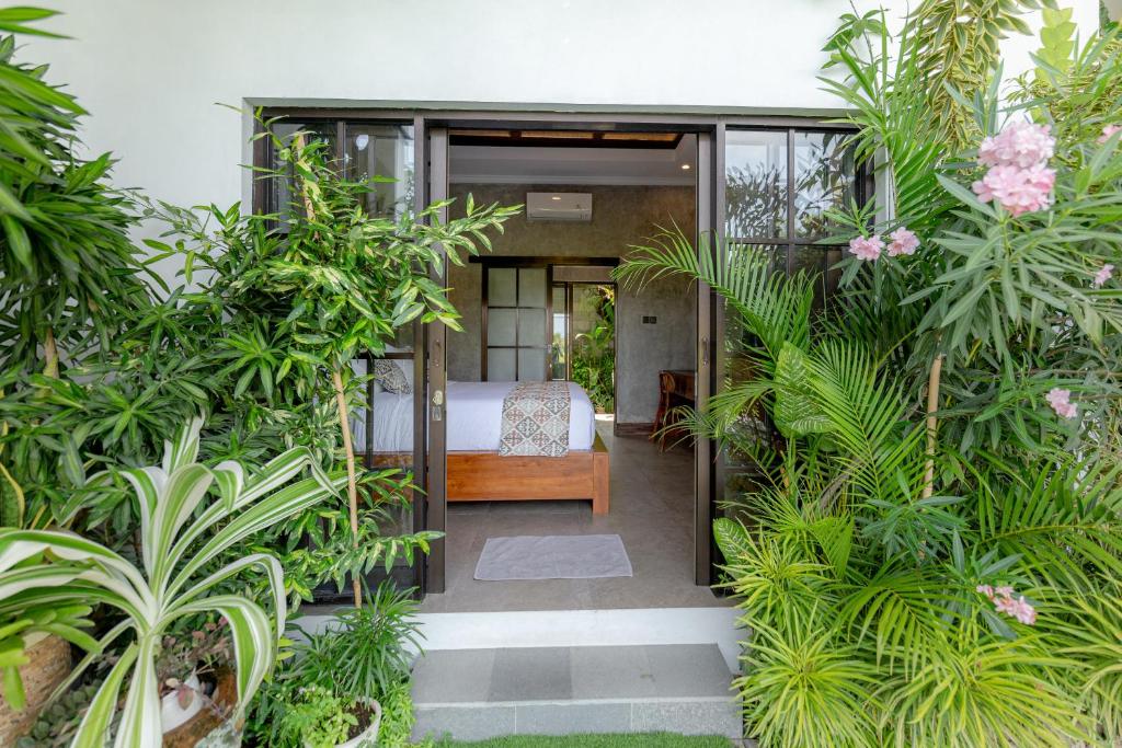 Zahrada ubytování VILLARIZ Ubud , Bali