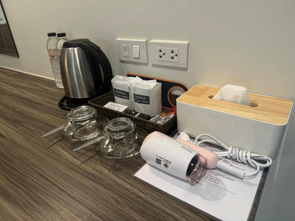 THE HUB SURATTHANl - 4