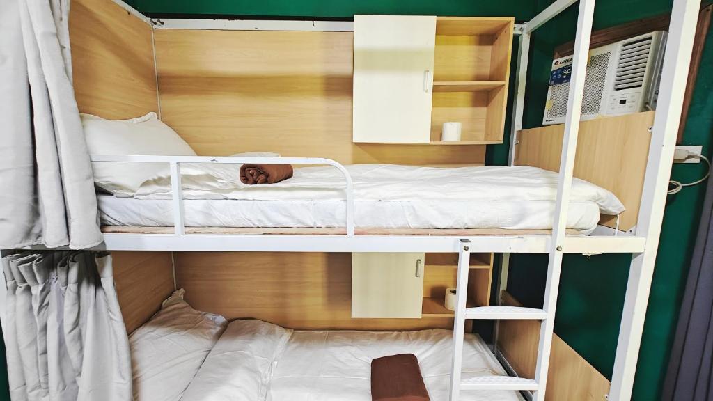 Postel nebo postele na pokoji v ubytování 80 Bar Hostel