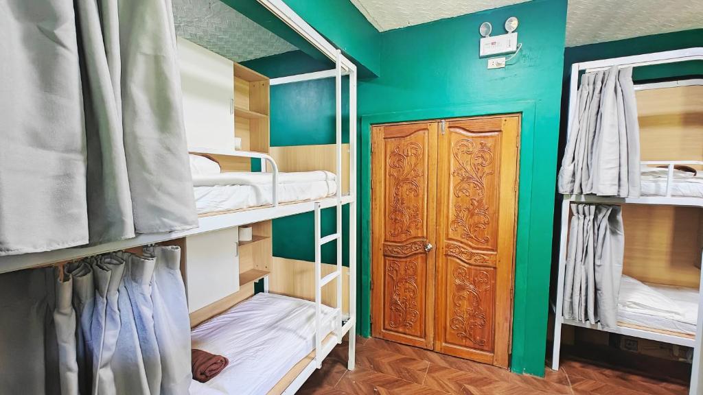 Postel nebo postele na pokoji v ubytování 80 Bar Hostel
