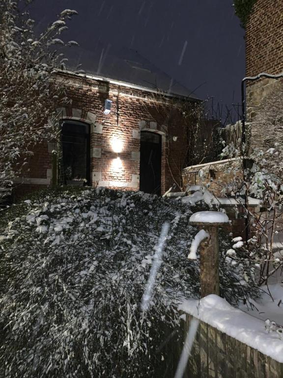 Au pousseux d'église v zimě
